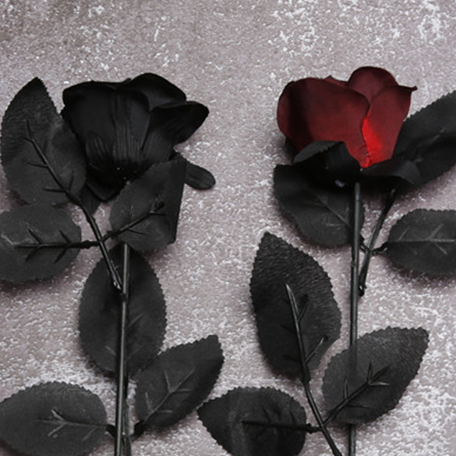 Visland 5 Pcs Black Artificial Silk Rose Petals Flower Decoration with Stems for Product Photography DIY Wedding Bouquets Black/Red Bridal Party